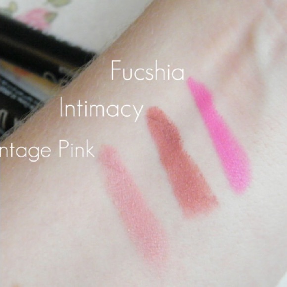 🎉5/25$ LORD & BERRY: Matte crayon lip-Intimacy - Picture 2 of 5